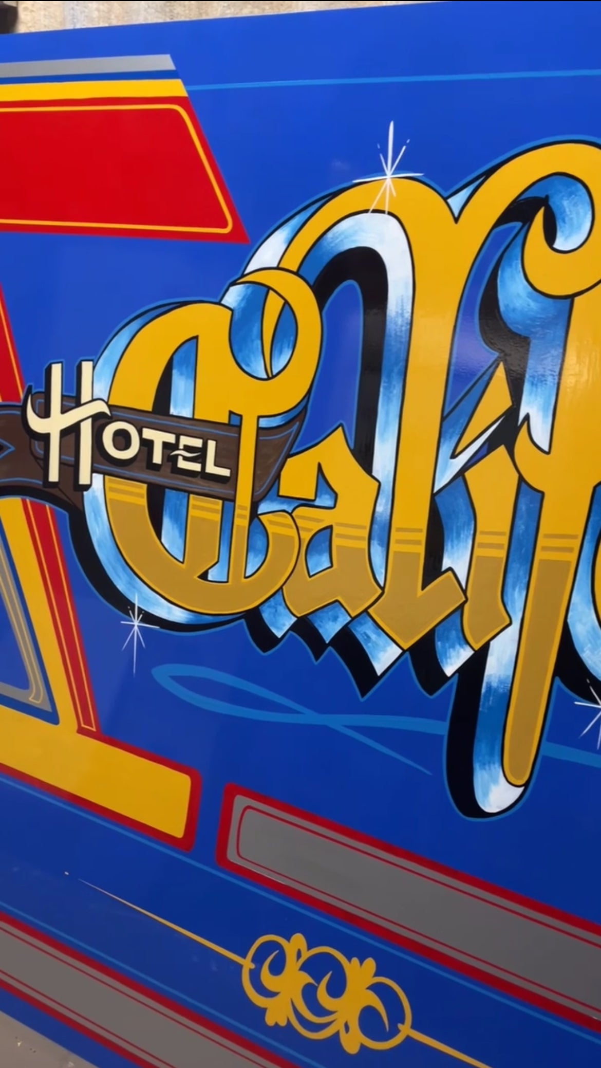 Hotel California Sign